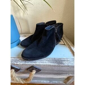 Vionic Joy Serena black suede ankle bootie, size 9